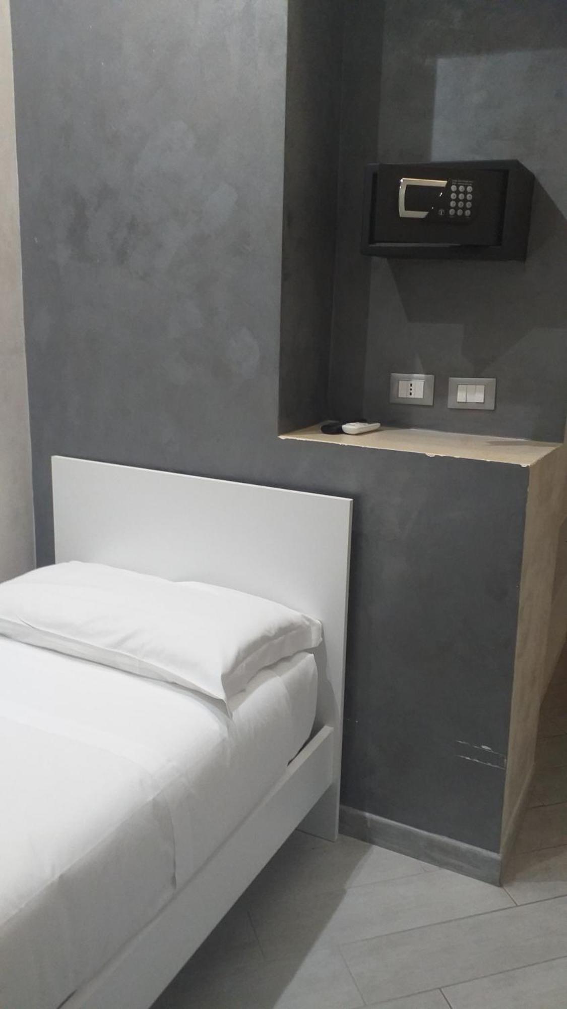 Frattina Grand Suite Guesthouse Рим Экстерьер фото